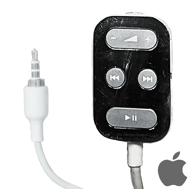 Original 2002 Apple iPod Radio Remote FM Tuner 3.5mm Jack A1018 M8751G/A
